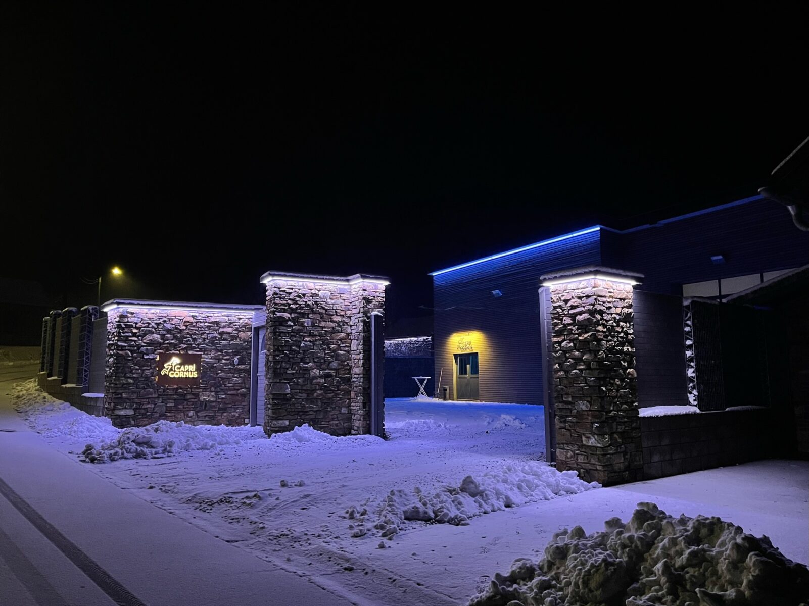 4D7C836C-D9F8-4959-BC5E-7F4122595293