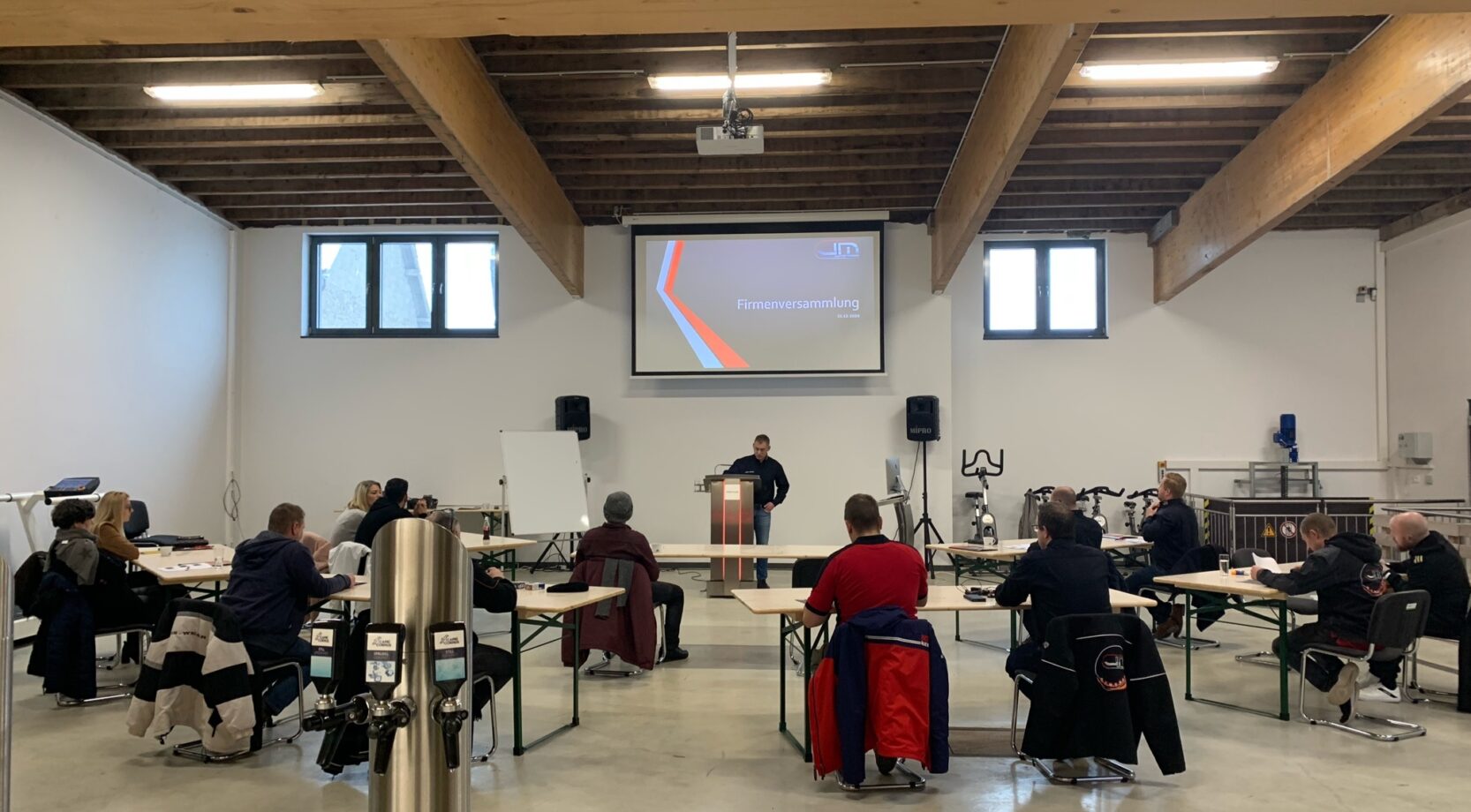 76131637-AEC0-4351-B430-E662161728DA