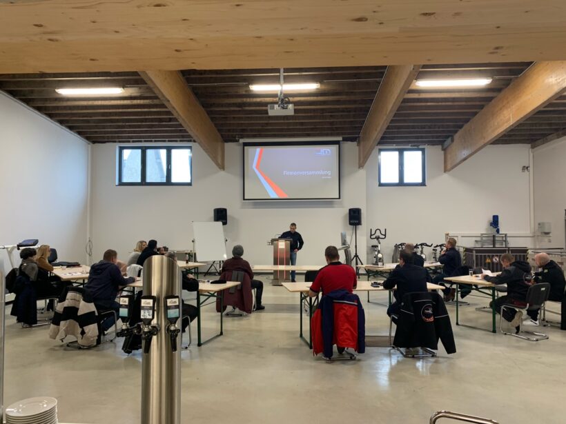 76131637-AEC0-4351-B430-E662161728DA